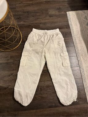 DSG Cream Athletic Mesh Lined Shorts